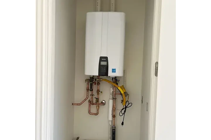 Cesar Santos Plumbing image 2