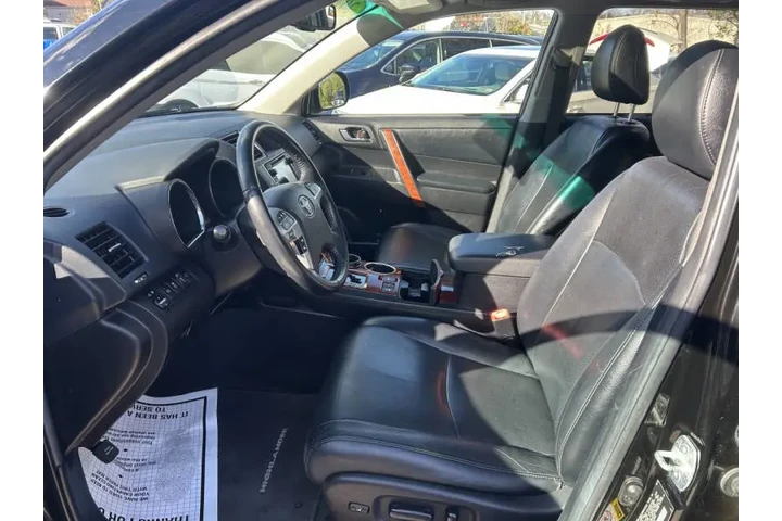 $11900 : 2013 Highlander Limited image 10