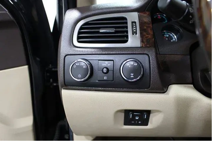 $19982 : GMC Sierra 2500HD 2012 4x4 D image 9