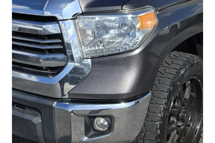 $20992 : Toyota Tundra 2016 4x2 SR5 4 image 9