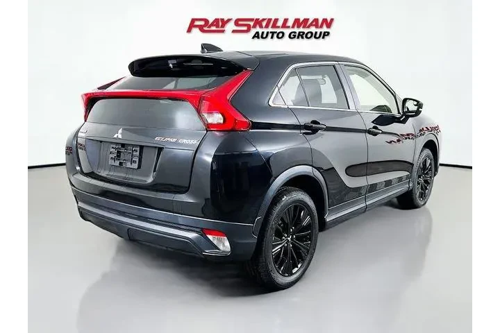 $11975 : Mitsubishi Eclipse Cross 201 image 7