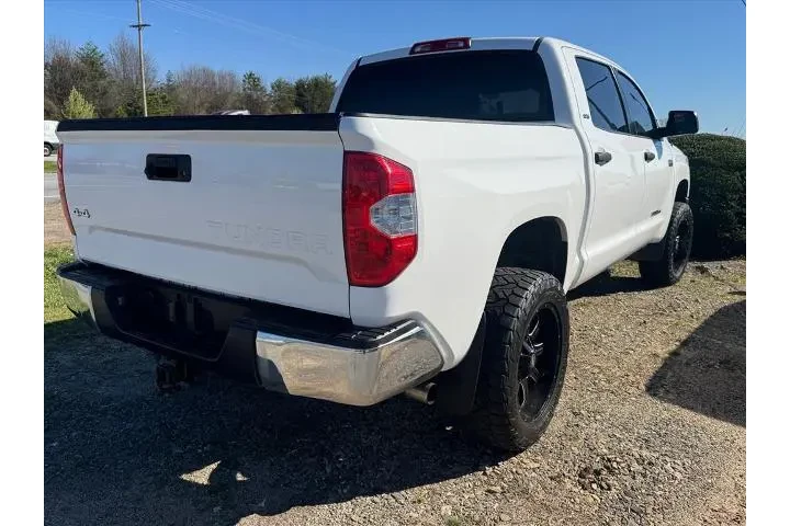 $39999 : Toyota Tundra 2019 4x4 SR5 4 image 6