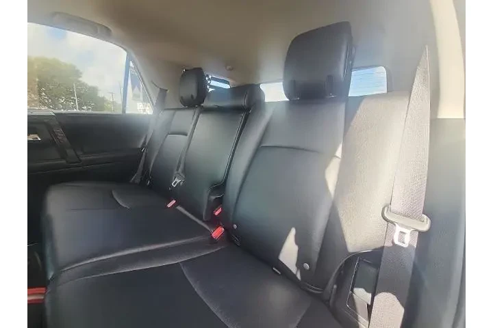 $34998 : Toyota 4Runner 2019 4x4 SR5 image 8