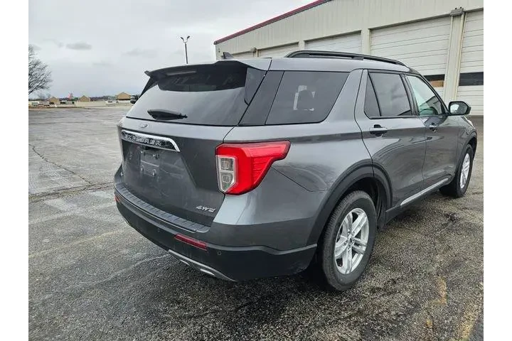 $29000 : Ford Explorer 2024 AWD XLT 4 image 5