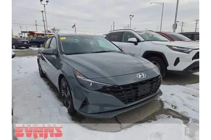 $18289 : Hyundai ELANTRA 2022 SEL 4dr image 1