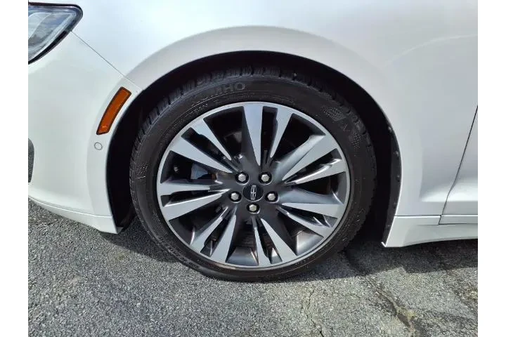 $22995 : Lincoln MKZ 2019 AWD Reserve image 9