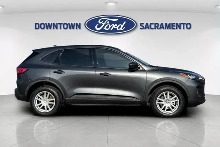 $15880 : Ford Escape 2020 AWD S 4dr S image 10