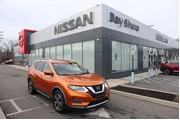 $13207 : Nissan Rogue 2019 thumbnail