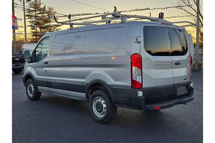 $22900 : 2019 Transit 250 Van Low Roof image 4