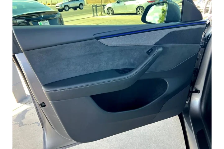 $48950 : 2026 Model Y Long Range image 10