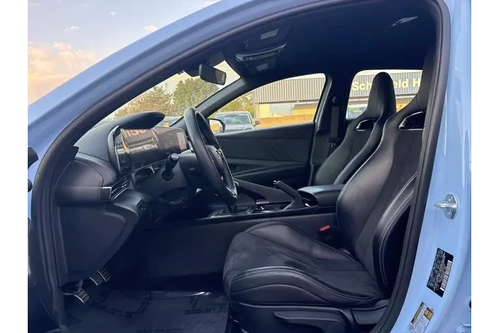 $27999 : Hyundai ELANTRA N 2023 4dr S image 4