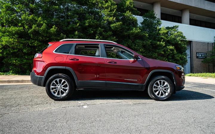 $24000 : 2021 JEEP CHEROKEE image 3