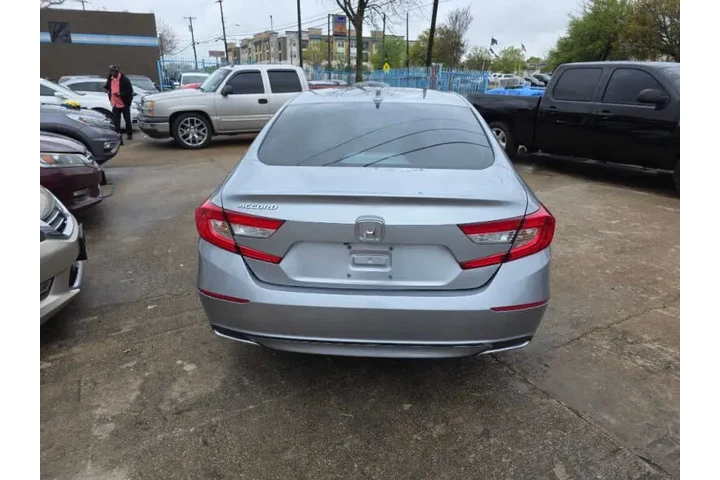$16500 : 2019 Accord LX image 7