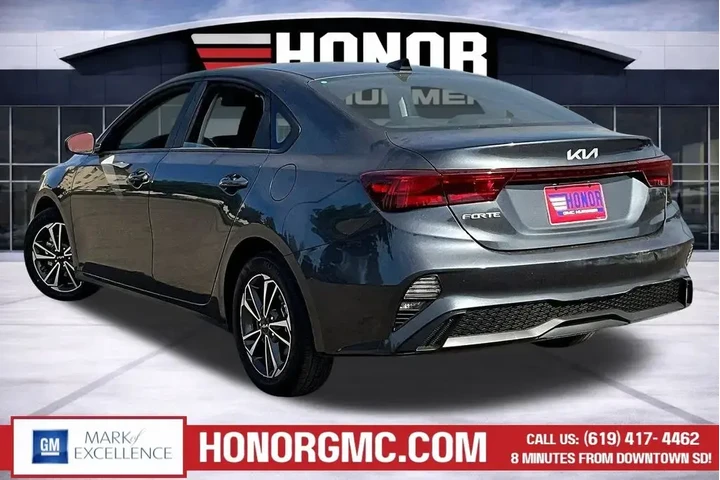 $19488 : Kia Forte 2024 LX 4dr Sedan image 4