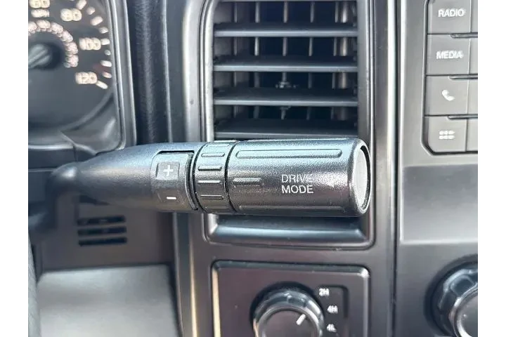 $30374 : Ford F-150 2020 4x4 XL 4dr S image 7