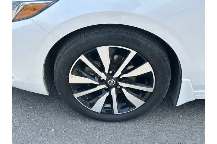 $19211 : Nissan Sentra 2023 SV 4dr Se image 10
