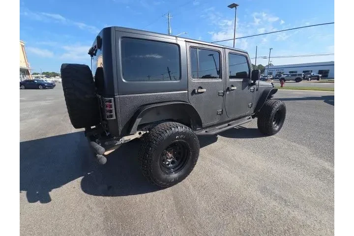 $14688 : Jeep Wrangler Unlimited 2017 image 6