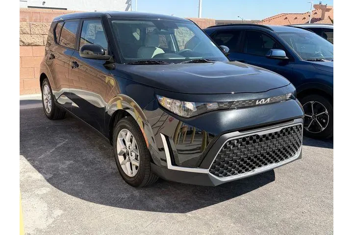 $19988 : Kia Soul 2023 LX 4dr Crossov image 5