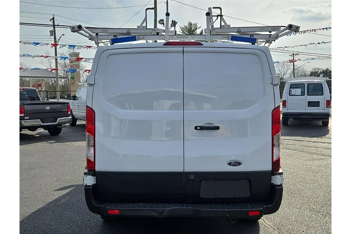 2019 Transit 250 Van Low Roof image 5
