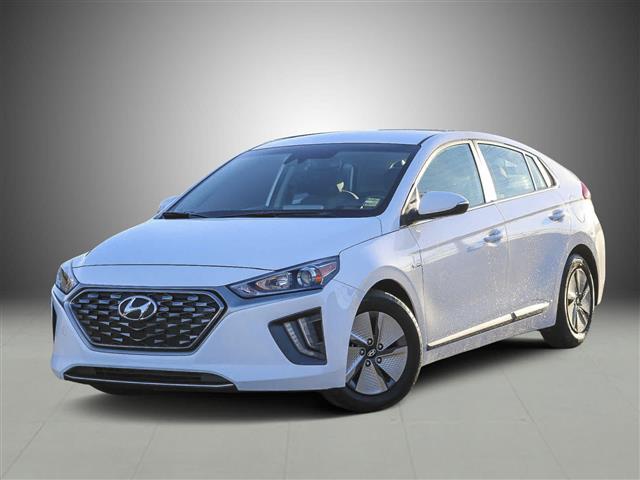 $18580 : Pre-Owned 2020 Hyundai IONIQ image 1