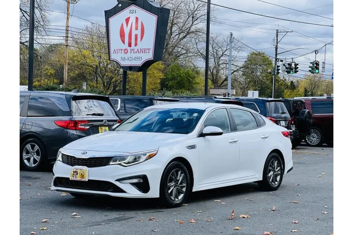$12500 : 2019 Optima LX image 2