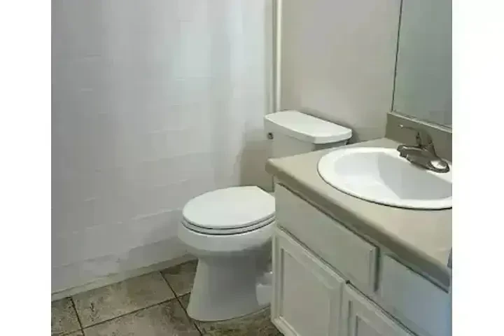 FALLBROOK APARTAMENTO image 1