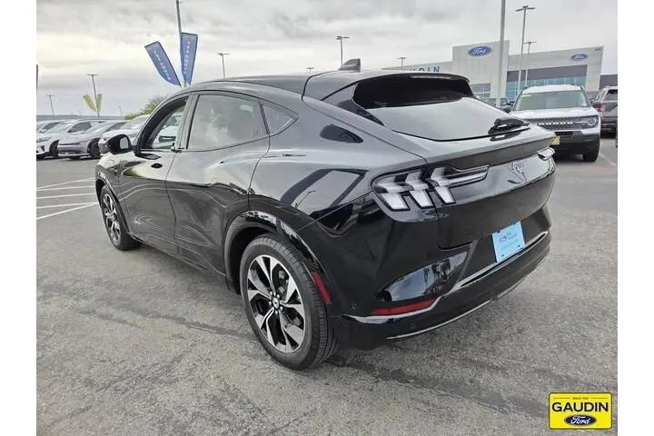 $29995 : Ford Mustang Mach-E 2022 AWD image 5