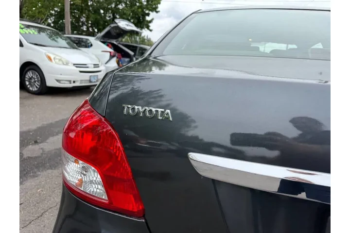 $5995 : 2009 Yaris image 7