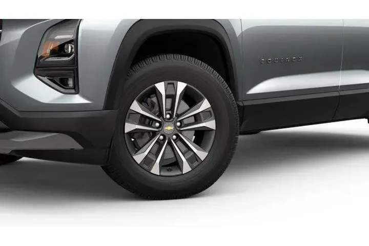 $35755 : Chevrolet Equinox 2026 4x4 L image 4