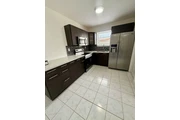 $900 : Esta hermosa casa renovada thumbnail