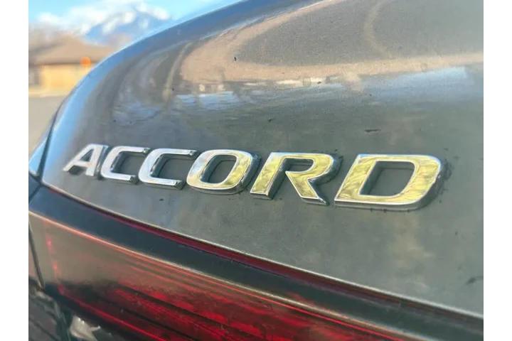 $10900 : 2018 Accord Hybrid EX image 10