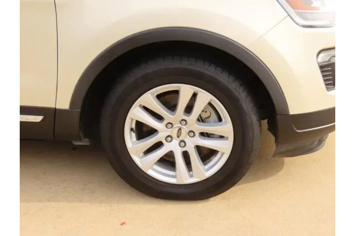 $16911 : Ford Explorer 2018 XLT 4dr S image 7