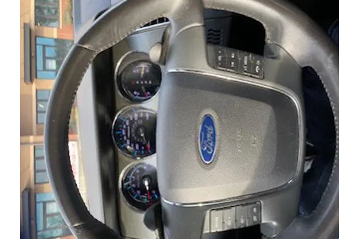 $3800 : Ford Taurus 2011 SEL 4dr Sed image 2