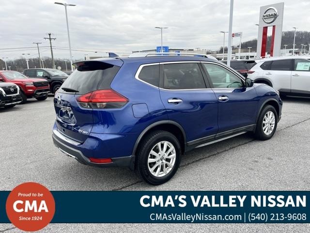$16500 : PRE-OWNED 2017 NISSAN ROGUE SV image 5