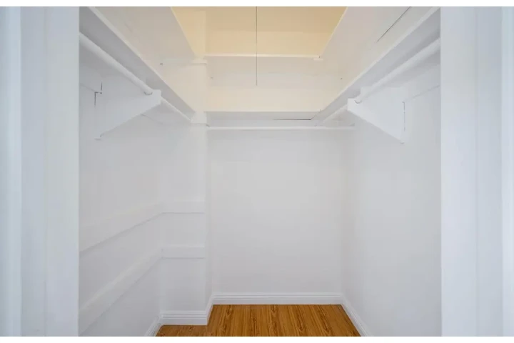 $2500 : 3Bed/2Bath Home in West Adams image 9