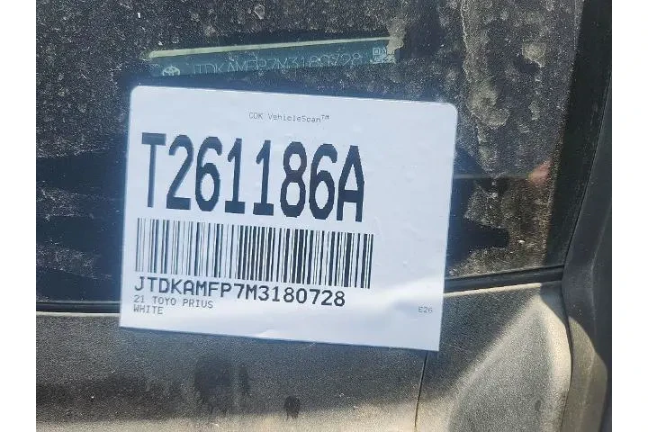 $27361 : Toyota Prius Prime 2021 LE 4 image 4