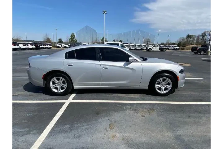 $21989 : Dodge Charger 2022 SXT 4dr S image 8