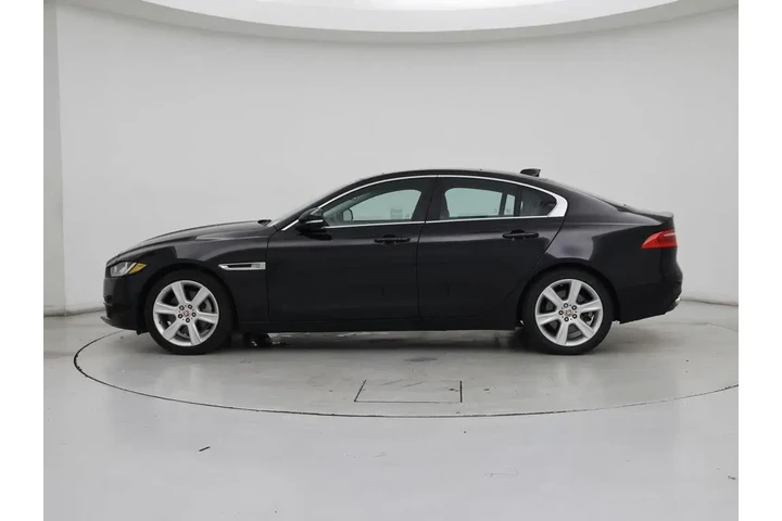 $14998 : Jaguar XE 2017 25t Prestige image 3