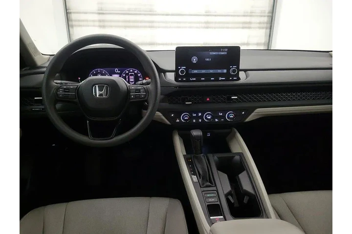 $26998 : Honda Accord 2024 EX 4dr Sed image 9