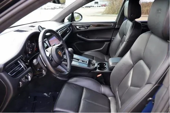 $38350 : Porsche Macan 2022 AWD 4dr S image 10