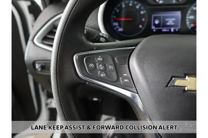 $20193 : Chevrolet Malibu 2023 LT 4dr image 3