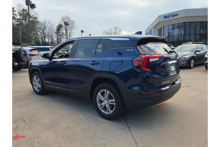$22493 : GMC Terrain 2023 SLE 4dr SUV image 8