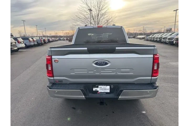 $37000 : Ford F-150 2023 4x4 XL 4dr S image 5