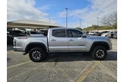 $29500 : Toyota Tacoma 2019 4x4 TRD P thumbnail