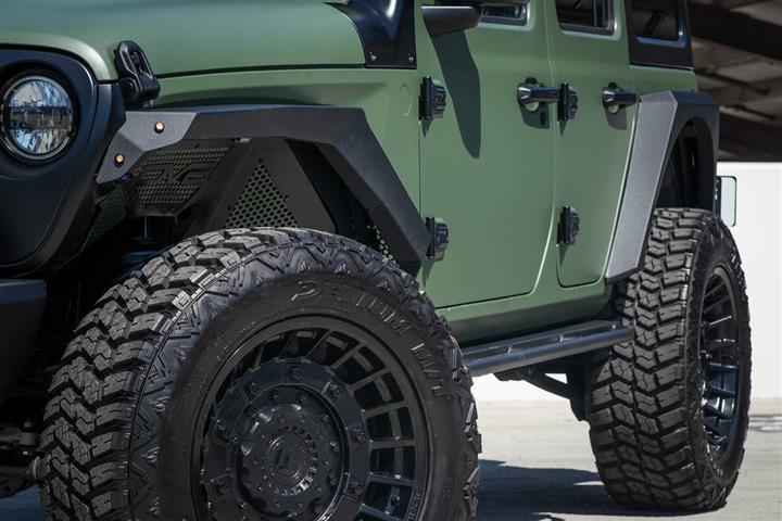 2020 Wrangler Unlimited Sport image 6