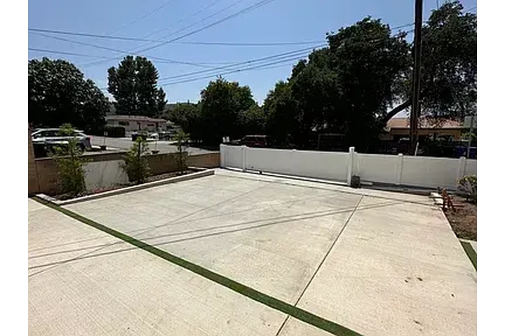 $2500 : beautifully 3-bedroom in La image 2