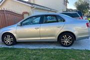 $5400 : 2005 Jetta 2.5 PZEV thumbnail