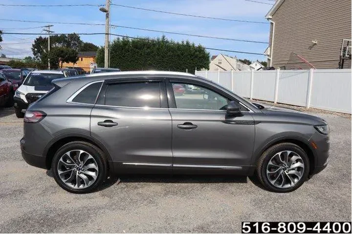 $35247 : Lincoln Nautilus 2022 AWD Re image 5