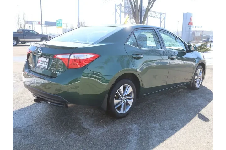 $9877 : Toyota Corolla 2016 LE Eco P image 8