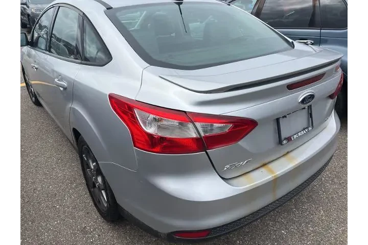 $3500 : Ford Focus 2013 SE 4dr Sedan image 9